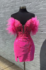 Dressystars Fuchsia Homecoming Dress Corset Sequin Tight Short Prom Dress with Feathers