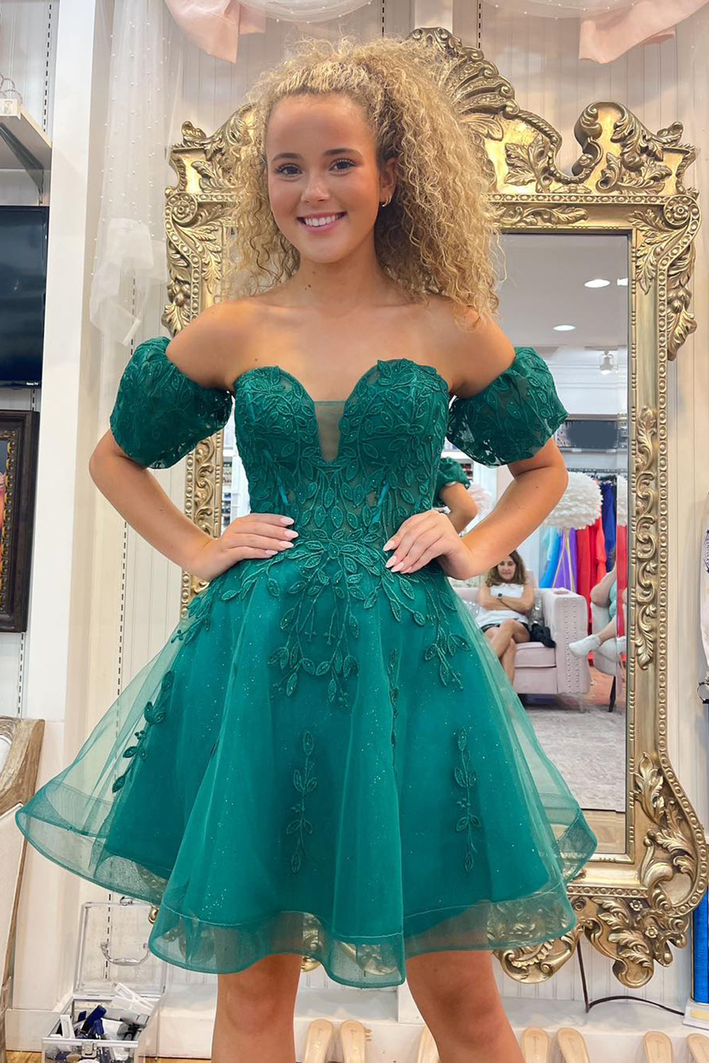 Dressystars Green Homecoming Dress Strapless A Line EmbroideRed Homecoming Dress Short Prom Dress