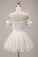 Dressystars Ivory Ruffled A Line Corset Short Homecoming Dress with 3D Flower