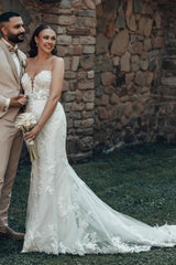 Dressystars Ivory Wedding Dress Mermaid Strapless Lace Bridal Gown With Train