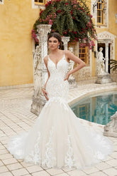 Dressystars Mermaid Lace Spaghetti Straps Sleeveless White Wedding Dress Bridal Gown With Ruffles