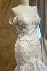 Dressystars Mermaid Lace V Neck Sleeveless White Wedding Dress Bridal Gown With Appliques