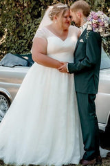 Dressystars Plus Size Beach Wedding Dress V Neck Cap Sleeve A Line Bridal Gown with Lace