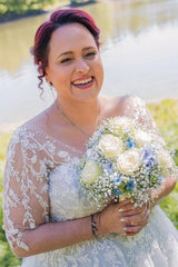 Dressystars Plus Size Wedding Dress 3/4 Sleeve A Line Tulle Bridal Gown with Lace Appliques