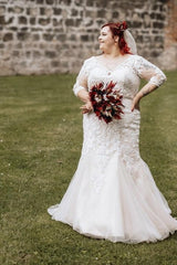 Dressystars Plus Size Wedding Dress 3/4 Sleeve Tulle Mermaid Bridal Gown with Lace Appliques