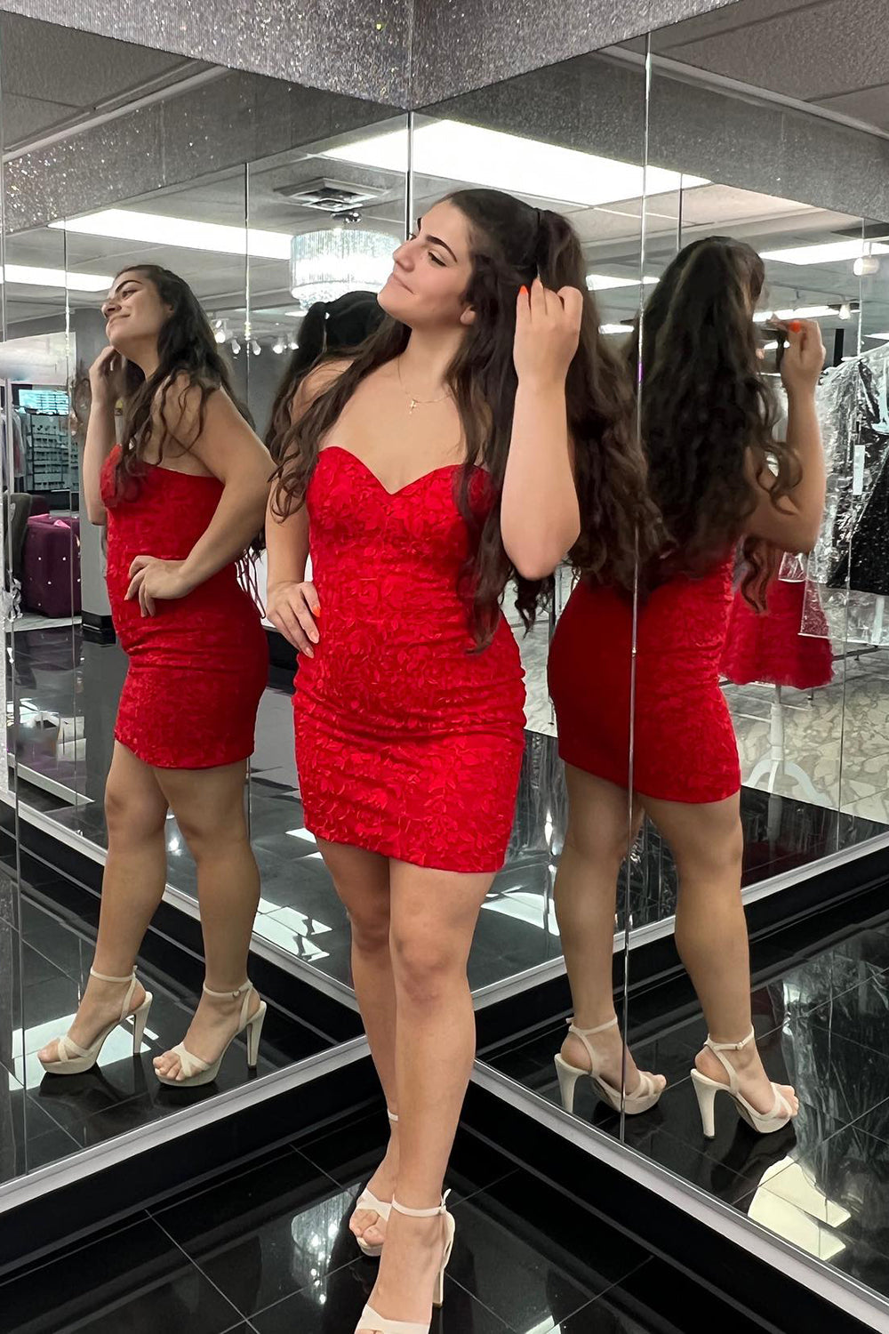 Dressystars Red Homecoming Dress Strapless Tight Short Prom Dress with Lace