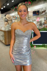 Dressystars Silver Homecoming Dress Strapless Tight Short Prom Dress with Beadings
