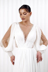 Dressystars Simple Long Sleeve Beach Wedding Dress Chiffon A Line Boho Bridal Gown