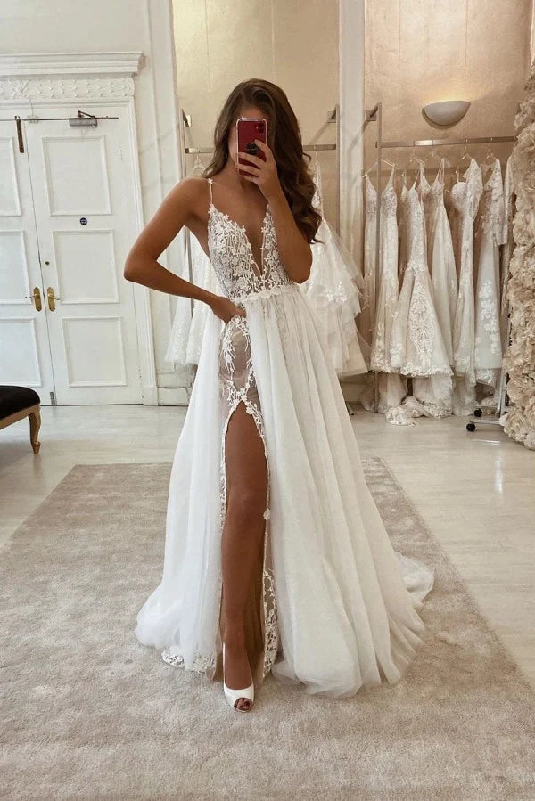 Dressystars Spaghetti Straps Wedding Dress A Line Tulle Bridal Dress with Lace Appliques