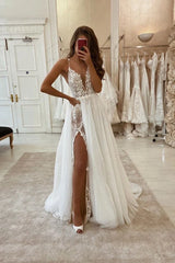 Dressystars Spaghetti Straps Wedding Dress A Line Tulle Bridal Dress with Lace Appliques