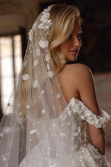 Dressystars Sweetheart Wedding Dress Off The Shoulder Sequined Lace Ball Gown Bridal Gown with Handmake Flowers