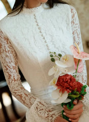 Dressystars Trumpet Mermaid High Neck Long Sleeves Ankle Length Lace Satin Wedding Dress with Flower