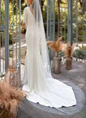 Dressystars Trumpet Mermaid Plunge Neck Long Sleeves Chapel Train Elastic Satin Wedding Dress with Lace