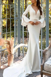 Dressystars Trumpet Mermaid Plunge Neck Long Sleeves Chapel Train Elastic Satin Wedding Dress with Lace