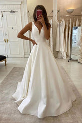 Dressystars V Neck Wedding Dress A Line Satin Bridal Dress