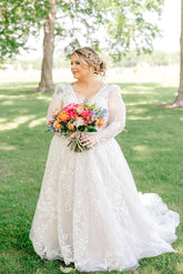 Dressystars White Wedding Dress A Line V Neck Sleeves Lace Chapel Train Bridal Gown With Appliques