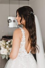 Dressystars White Wedding Dress A Line V Neck Spaghetti Strap Lace Sweep Train Tulle Bridal Gown With Appliques