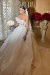 Dressystars White Wedding Dress Lace Ball Gown Strapless Sleeveless Ruffles Sequined Cathedral Train Bridal Gown