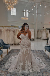 Dressystars White Wedding Dress Lace Mermaid Sweetheart Sleeveless Sweep Train Tulle Bridal Gown With Appliques