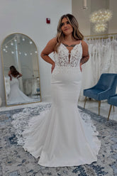 Dressystars White Wedding Dress Mermaid Spaghetti Straps Lace Chapel Train Satin Bridal Gown With Appliques