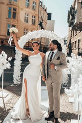 Dressystars White Wedding Dress One Shoulder Sleeveless Beading Bridal Gown With Slit