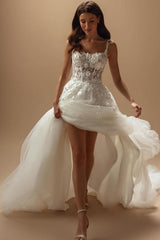 Dressystars White Wedding Dress Spaghetti Strap A Line Court Train Tulle Bridal Gown With Appliques