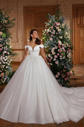 Dressystars White Wedding Dress Sweetheart Off The Shoulder Sequined Ball Gown Cathedral Train Tulle Bridal Gown