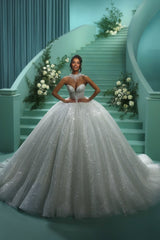 Dressystars White Wedding Dress Sweetheart Sequined Sleeveless Ball Gown Cathedral Train Tulle Bridal Gown