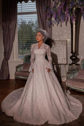 Dressystars White Wedding Dress V Neck A Line Lace Sleeves Sweep Train Velour Bridal Gown With Appliques