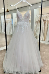 Dressystars White Wedding Dress V Neck Spaghetti Strap A Line Sleeveless Tulle Bridal Gown With Appliques