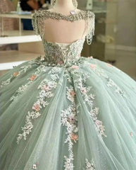 Elegant Ball Gown Strapless 3D Flowers Appliques Sweep Train Mint Green Tulle Princess Gown Quinceanera Dress For Sweet 16