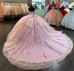 Elegant Ball Gown Strapless Beaded 3D Flower Lace Appliques Bow Knot Sweep Train Lilac Tulle Quinceanera Dresses For Sweet 16