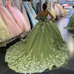 Elegant Ball Gown Strapless Lace Appliques Sweep Train Tulle Quinceanera Dresses For Sweet 16 Prom Gown
