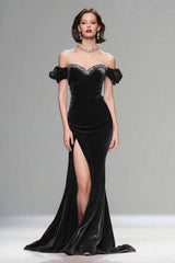 Dressystars Elegant Burgundy Mermaid Long Velvet Holiday Party Dress With Beading