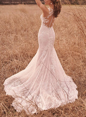 Elegant Lace/Tulle Wedding Dress with Trumpet/Mermaid Illusion Neck