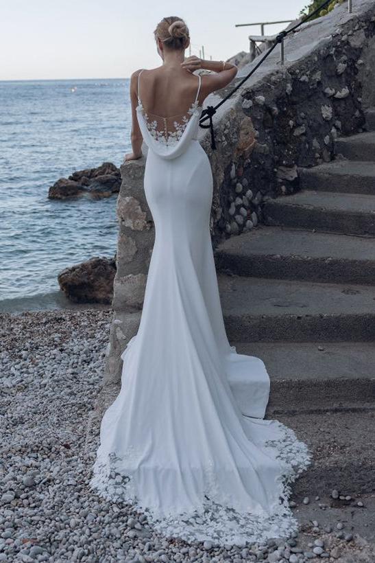 Elegant Trumpet Mermaid V Neck Jersey Wedding Dress With Appliques Lace