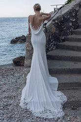 Elegant Trumpet Mermaid V Neck Jersey Wedding Dress With Appliques Lace