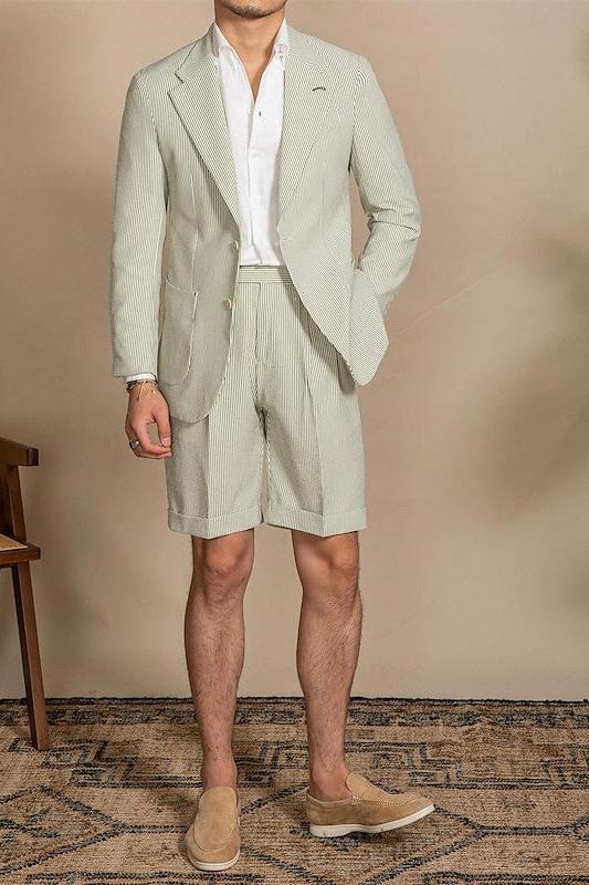 Fashionable Two-Piece Wedding Suit For Men Tailored Fit With Single Breast And Two Buttons