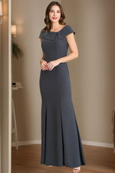 Floor-Length Mermaid/Trumpet Mother of the Bride & Groom Dresses with Rhinestone Cowl Neck