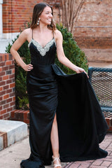 Glamorous Homecoming Dress Black Rhinestone V Neck Long Formal Short Party Cocktail Dress