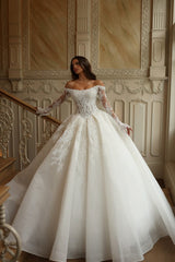 Glitter Tulle Ball Gown Wedding Dress with Beaded Lace Sleeves