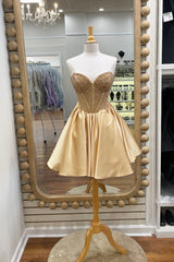 Gold Sweetheart Short Homecoming Dresses Corset Cocktail Dresses With Beading
