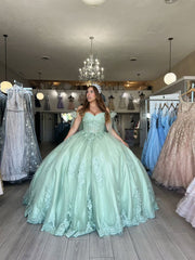 Gorgeous Ball Gown Off Shoulder Lace Appliques Beaded Mint Green Tulle Quinceanera Dress For Sweet 16
