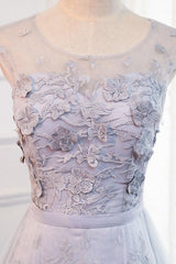 Gray Prom Dress Crew Neck Tulle Lace Appliques Long Evening Dress