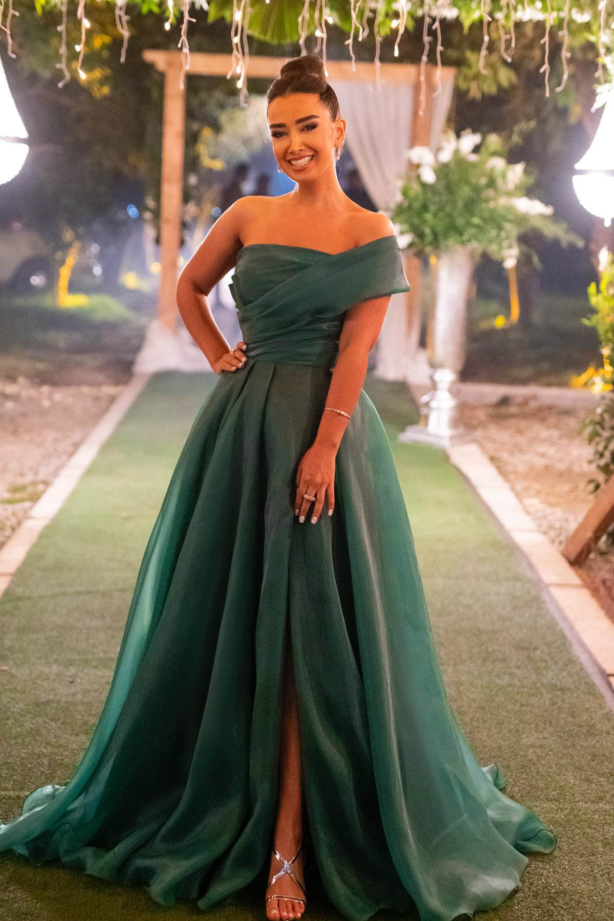 Green A Line Prom Dress Cap Sleeve One Shoulder Organza Formal Dress