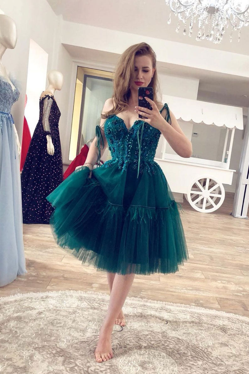 Green Homecoming Dress V Neck Tulle Lace Short Party Cocktail Dress