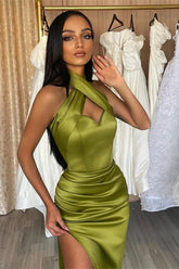 Green Mermaid Prom Dress Sleeveless Halter Neck Satin Formal Dress