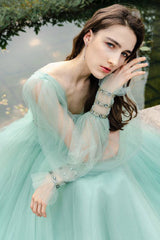 Green Prom Dress V Neck Tulle Long Formal Evening Dress