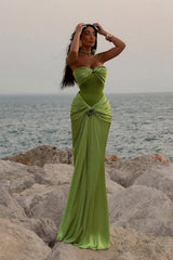 Dressystars Green Ruched Bodice Mermaid Draped Maxi Prom Dress With Rosette Detail Formal Evening Gown