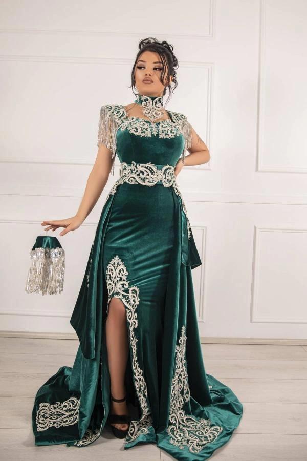Green Velvet Christmas Party Dress Lace Appliques Slit Formal Dress With Detachable Train